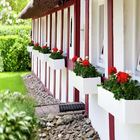 Spacious In Germany With Near Wohlenberg